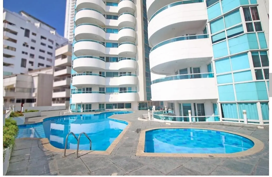 Apartamento Torres Del Lago Cartagena